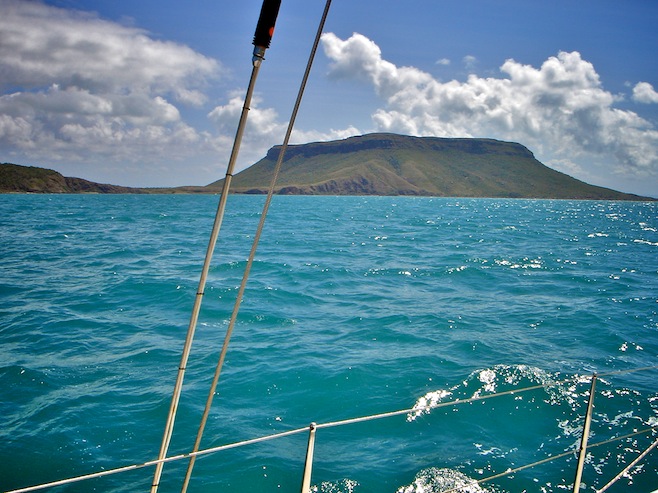 AU Good Sailing